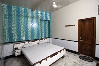 New Royal Hotel, New Delhi 2
